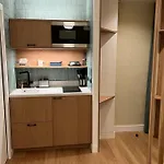 Charming Studio Near The Arc De Triomphe