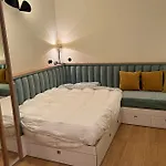 Charming Studio Near The Arc De Triomphe